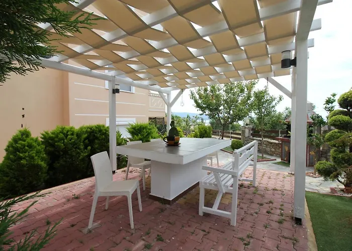 Deluxe Andreas Лименария