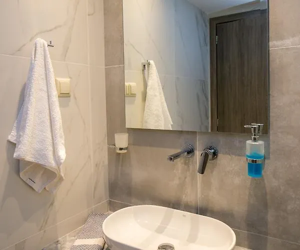 דירה Deluxe Andreas לימנריה